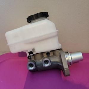 2009-2016 Chevy Impala Brake Master Cylinder Premium Centric 130.62173